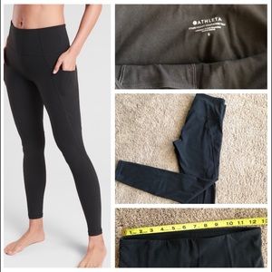 Athleta Salutation Stash Pocket